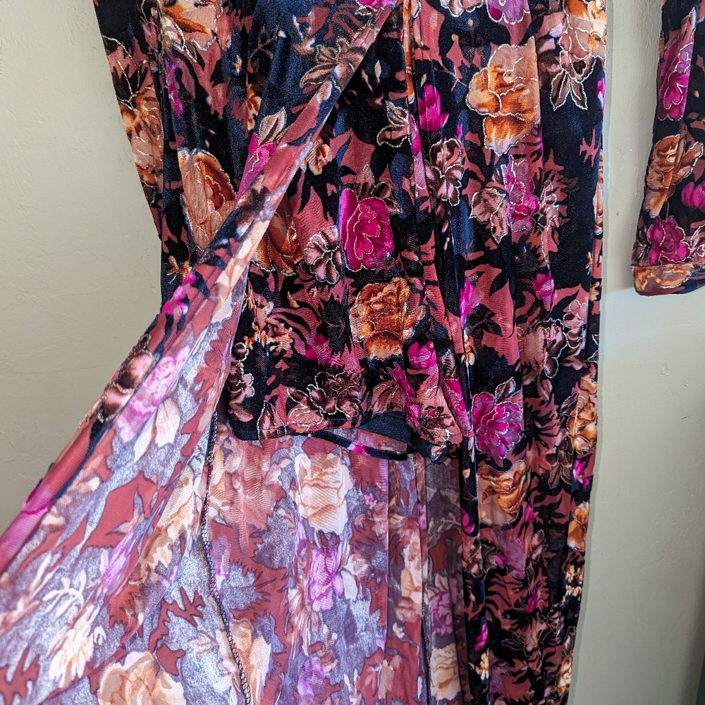 Romper - Picture 2 of 4